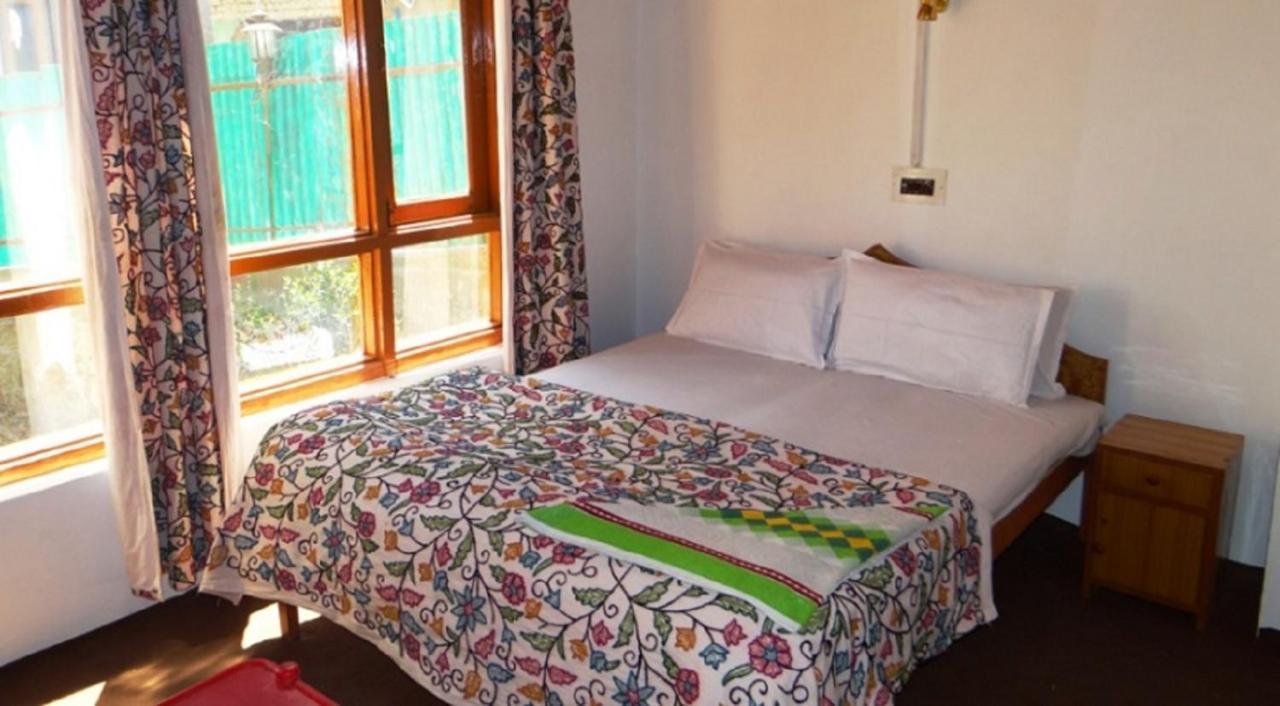 Hayat Hotel Pahalgam Ngoại thất bức ảnh
